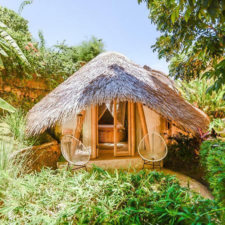 Le Bamboo Bali Villa Uluwatu Exteriör bild